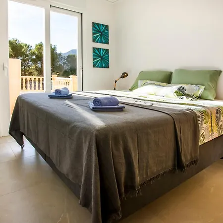 Cara Mull By Interhome